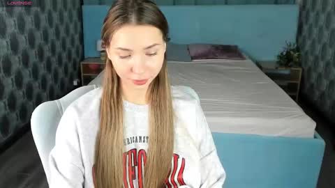 roxy_the_daedevill online show from 02/06/25, 01:05