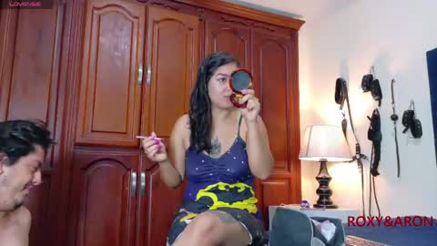 Snapshot of roxyandaron2 chatting on 05/15/26, 01:29 RoxyAron online show from 05/15/26, 01:29