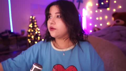 roxysuh online show from 12/08/24, 08:30