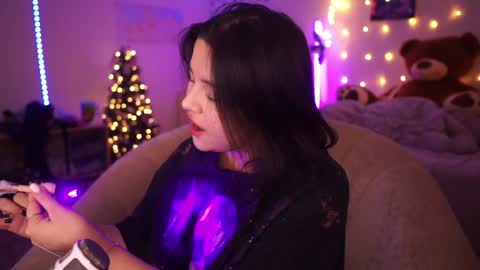 roxysuh online show from 12/10/24, 09:33