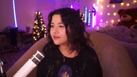 roxysuh online show from 12/10/24, 12:38