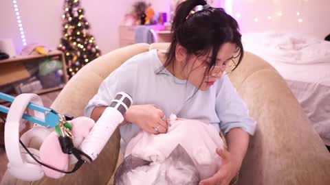 roxysuh online show from 12/28/24, 07:44