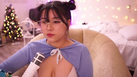 roxysuh online show from 01/04/25, 10:05