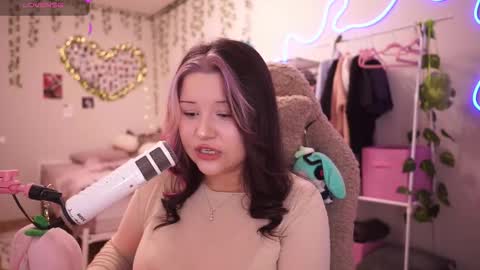 roxysuh online show from 11/30/25, 07:34