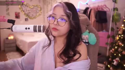 roxysuh online show from 12/20/25, 05:58