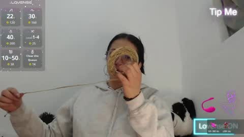 Snapshot of roxyy_fox chatting on 08/07/26, 02:24 Roxy online show from 08/07/26, 02:24
