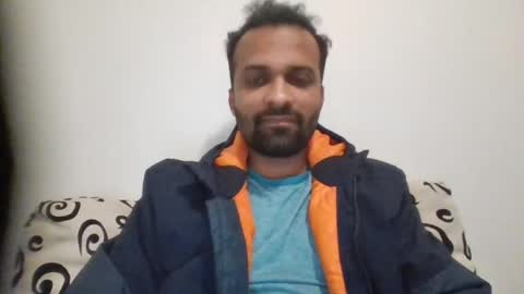 Snapshot of roy018 chatting on 07/04/26, 03:51 roy018 online show from 07/04/26, 03:51