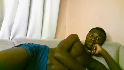 Snapshot of royalty254 chatting on 07/14/26, 10:21 royalty254 online show from 07/14/26, 10:21