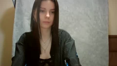 Snapshot of royalvelour chatting on 06/13/26, 07:12 royalvelour online show from 06/13/26, 07:12