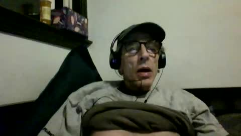 Snapshot of royboy2561 chatting on 05/09/26, 07:35 Roy Murrin online show from 05/09/26, 07:35