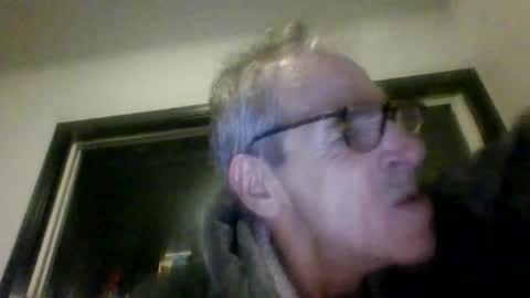 Snapshot of royboy2561 chatting on 06/03/26, 09:01 Roy Murrin online show from 06/03/26, 09:01