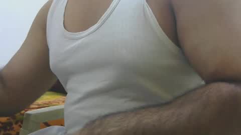 Snapshot of royjase11 chatting on 12/26/24, 08:18 Hunting people online show from 12/26/24, 08:18