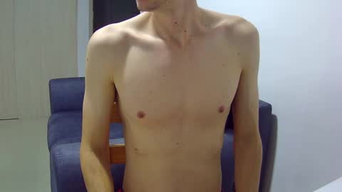 Roy online show from 01/06/25, 01:09