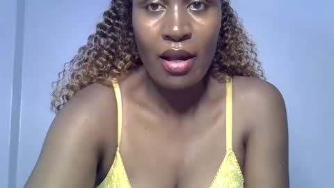 Snapshot of rozie34 chatting on 03/21/26, 02:38 rozie34 online show from 03/21/26, 02:38