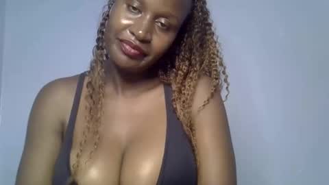 Snapshot of rozie34 chatting on 03/26/26, 10:48 rozie34 online show from 03/26/26, 10:48