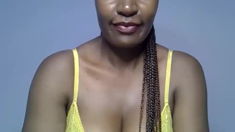 Snapshot of rozie34 chatting on 05/07/26, 09:31 rozie34 online show from 05/07/26, 09:31