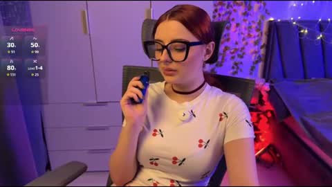 Snapshot of rozierose chatting on 06/10/26, 09:35 Rose online show from 06/10/26, 09:35