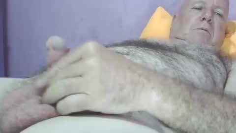 Snapshot of rubbing11 chatting on 06/01/26, 08:54 rubbing online show from 06/01/26, 08:54