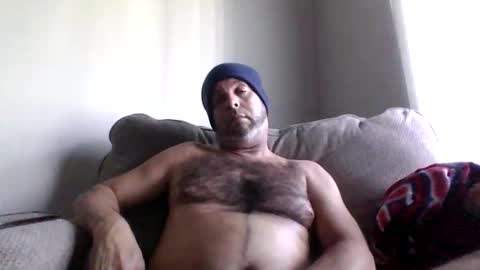 Snapshot of rubbingoneout714 chatting on 01/01/25, 10:56 rubbingoneout714 online show from 01/01/25, 10:56