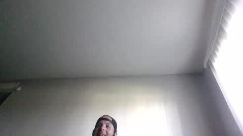 Snapshot of rubbingoneout714 chatting on 09/11/25, 10:43 rubbingoneout714 online show from 09/11/25, 10:43