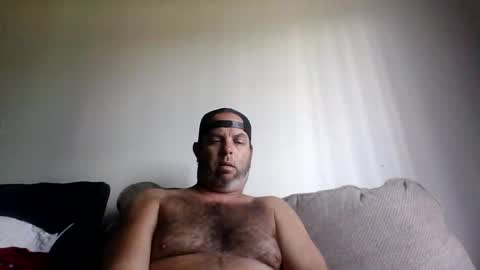 Snapshot of rubbingoneout714 chatting on 10/20/25, 09:26 rubbingoneout714 online show from 10/20/25, 09:26