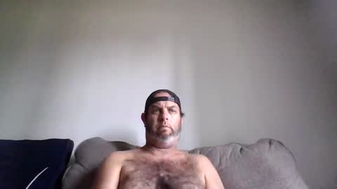 Snapshot of rubbingoneout714 chatting on 11/21/25, 07:56 rubbingoneout714 online show from 11/21/25, 07:56