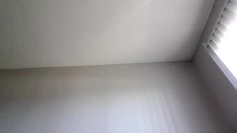 Snapshot of rubbingoneout714 chatting on 02/04/26, 06:03 rubbingoneout714 online show from 02/04/26, 06:03