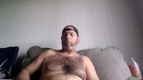 Snapshot of rubbingoneout714 chatting on 02/10/26, 07:07 rubbingoneout714 online show from 02/10/26, 07:07