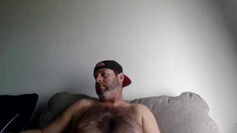 Snapshot of rubbingoneout714 chatting on 02/24/26, 03:10 rubbingoneout714 online show from 02/24/26, 03:10