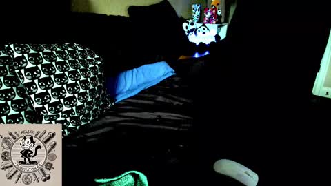 Snapshot of rubenator69 chatting on 09/29/25, 05:07 Ruben online show from 09/29/25, 05:07