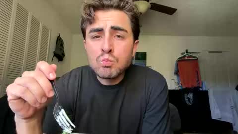 rubenzaragosa09 online show from 04/20/26, 10:55
