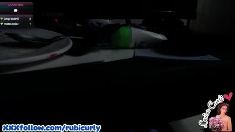 Snapshot of rubi_curly chatting on 02/23/25, 09:26 rubi curly online show from 02/23/25, 09:26