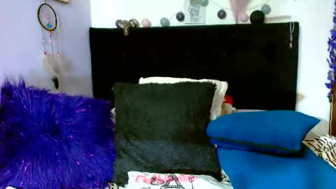 Snapshot of rubi_fox82 chatting on 05/22/26, 06:53 online show from 05/22/26, 06:53