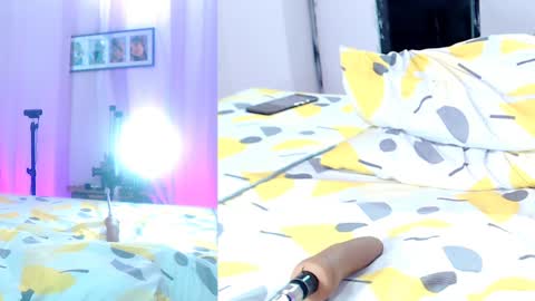 Snapshot of rubidaniells_ chatting on 12/13/24, 12:20 Daniells online show from 12/13/24, 12:20