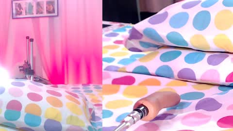 Snapshot of rubidaniells_ chatting on 12/20/24, 03:03 Daniells online show from 12/20/24, 03:03