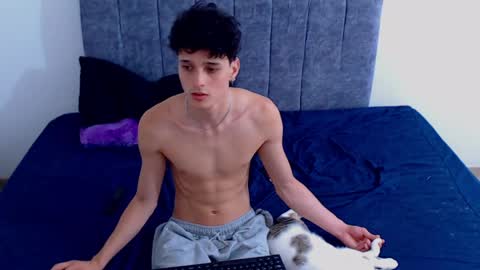 Ruby and Vanie online show from 03/30/26, 09:49