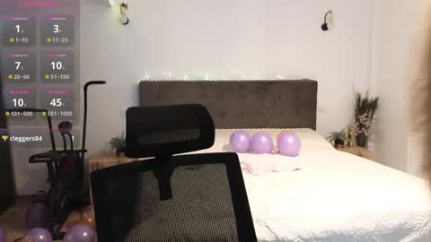 Snapshot of ruby_fit chatting on 01/06/25, 01:09 Ruby online show from 01/06/25, 01:09