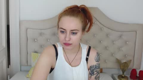 Snapshot of rubykinky chatting on 12/15/25, 02:54 Ruby online show from 12/15/25, 02:54