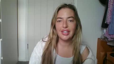 rubyredxxxoxxx online show from 05/10/26, 06:29