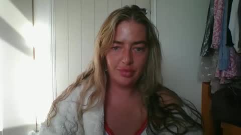 rubyredxxxoxxx online show from 05/24/26, 06:07