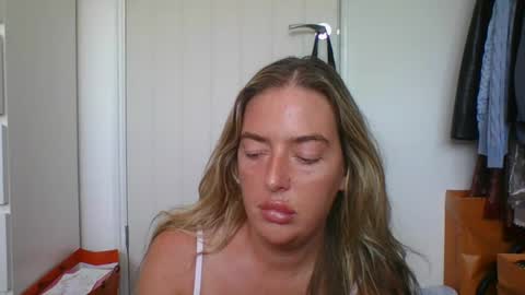 Snapshot of rubyredxxxoxxx chatting on 08/02/26, 10:03 rubyredxxxoxxx online show from 08/02/26, 10:03