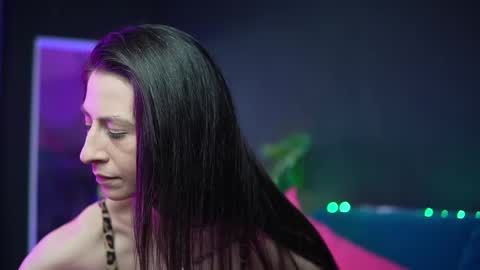  Ruby  online show from 03/05/26, 11:23