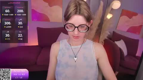 Snapshot of rubytwinkle chatting on 07/09/26, 09:08 Ruby online show from 07/09/26, 09:08