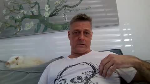 Snapshot of rudeski chatting on 04/26/26, 01:20 rudeski online show from 04/26/26, 01:20