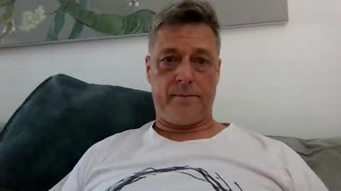 Snapshot of rudeski chatting on 05/16/26, 01:10 rudeski online show from 05/16/26, 01:10