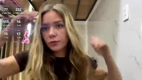 Snapshot of rudygartenmayer chatting on 07/18/26, 08:51 KaY online show from 07/18/26, 08:51