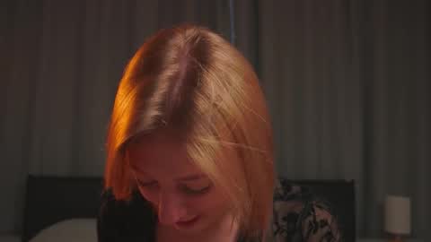 Mila online show from 11/24/25, 04:12