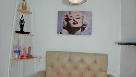 Rumi  online show from 10/17/25, 11:35