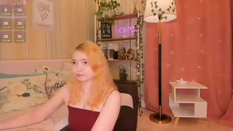 Snapshot of ruminelle chatting on 05/01/26, 12:10 Lilith online show from 05/01/26, 12:10