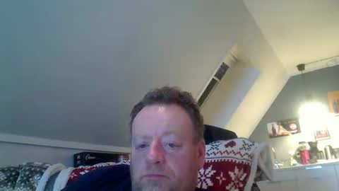 Snapshot of runepetter chatting on 01/19/25, 11:10 bignorwegian online show from 01/19/25, 11:10